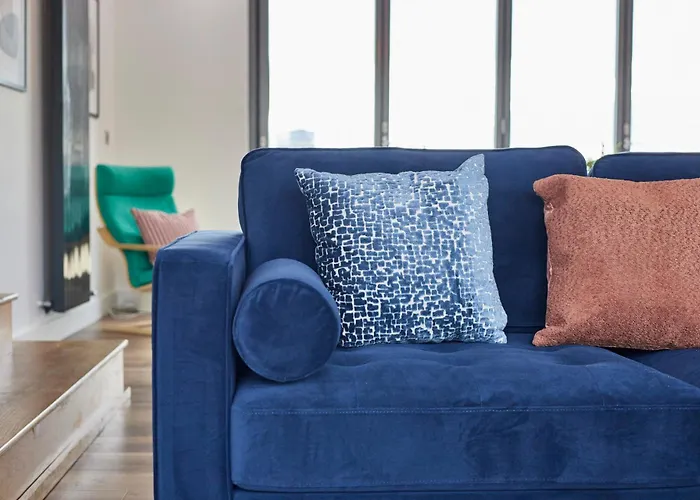Host & Stay - The Knight Street Penthouses
